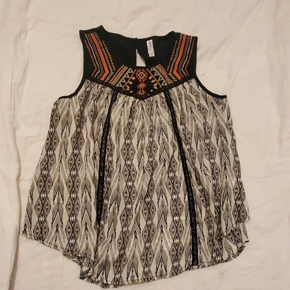 Cute top!